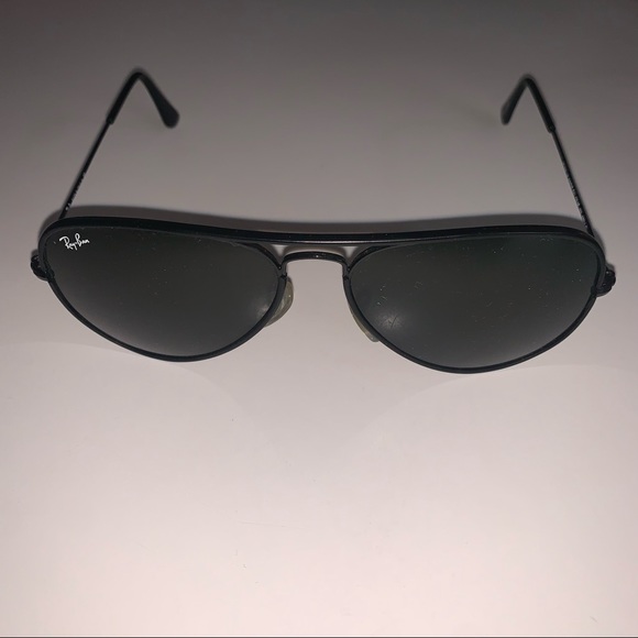 Ray Ban Aviator Classic Black Like New - Picture 4 of 8